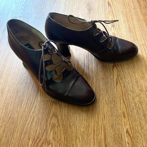 Kenneth Cole size 7 narrow, mahogany women's dress shoe